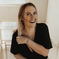 The Field's Edge Employee Caitlin Beer's profile photo