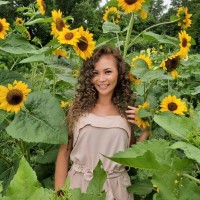 JOJO JAVA Employee Vanessa Glazek's profile photo
