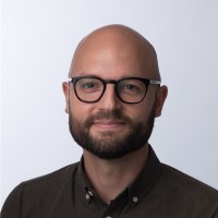 Jonathan Lindström Email