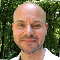 HelloSelf Employee Chris Ward's profile photo