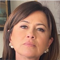 Claudia Riquelme Email & Phone Number