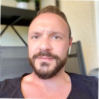 Sascha Lang Email