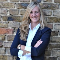 Deutsche Bank Employee Jessica Schröder's profile photo