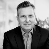 Kirkland & Ellis Employee Eric van Buskirk's profile photo