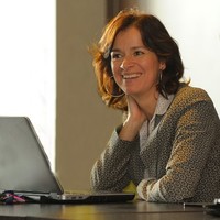 Krisztina Gémes Email