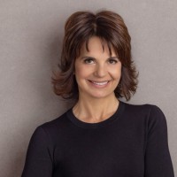 Fast Forward Group Employee Lisa McCarthy's profile photo