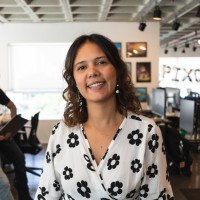 Priscila Crisostomo Email