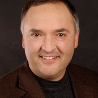 Julien Naud Email