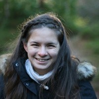 Ilona Galambos Email
