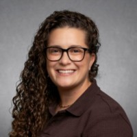 Lindsey Olds Email & Phone Number