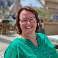 Suzanne Kempen Email