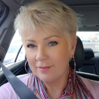 selectability Employee Jenni Howard's profile photo