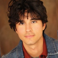 Vicente Perdomo Email