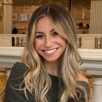 E-mail e número de telefone de Monica Paulino