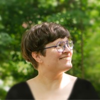 Lauren Oglesby Email & Phone Number