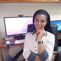 Thais Ramos Email