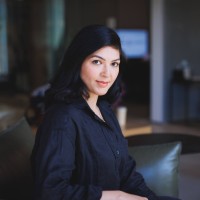 Claudia Lara Email & Phone Number