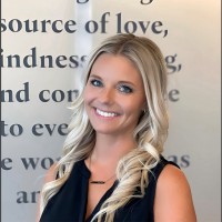 EOS, Inc Employee Tara Beech's profile photo