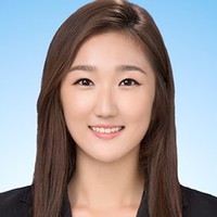 Yuna (Anna) Park Email