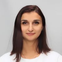Petya Ivanova Email