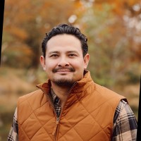 TealSpace Employee Chris Villasenor's profile photo