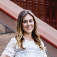 VERICRE - Commercial Real Estate Employee Darci Dickerson's profile photo