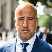 Russell Sternlicht