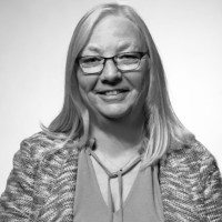 Tracey Maat Email