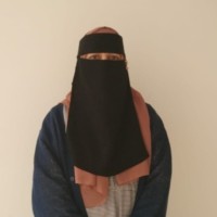 Ambreen Akmal Email