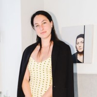 Charles Moffett Gallery Employee Hannah Root's profile photo