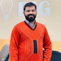 Nauman Ghauri Email