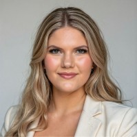 Amber Mencer Email & Phone Number