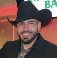 eRealty Advisors, Inc. Employee Steve Ruiz-Esparza's profile photo