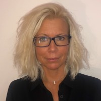 Zuzana Prokešová Email