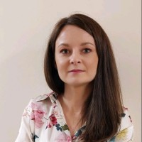 Ilona Chuda Email