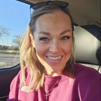 Majestic Stone Imports Employee Kylie Duncan's profile photo