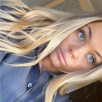 Julia Nyström Email