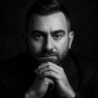 Sebastian Bunzel Email