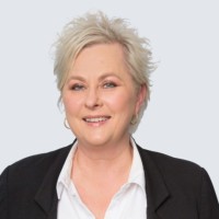 Money Quest Group Employee Julie Ryburn's profile photo