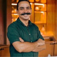 Four Seasons Hotels and Resorts Employee Randy Vargas Tapia's profile photo