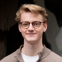 Mads Behrendsen Email
