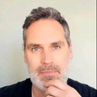 Imre Tholen Email
