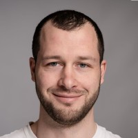Daniel Žoch Email