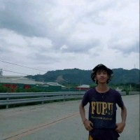 Penshoppe Employee Evan Tamayo's profile photo