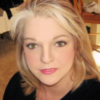 Unemployed at this time Employee Paula Porter's profile photo