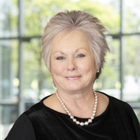 RE/MAX Elite Employee Carolyn Cobb's profile photo