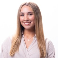 Loving Tan Employee Charlotte Elwell's profile photo