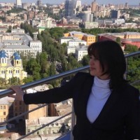 Olena L. Email