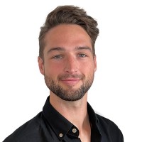 Simon E. Email