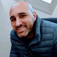 Moshe Raz Email